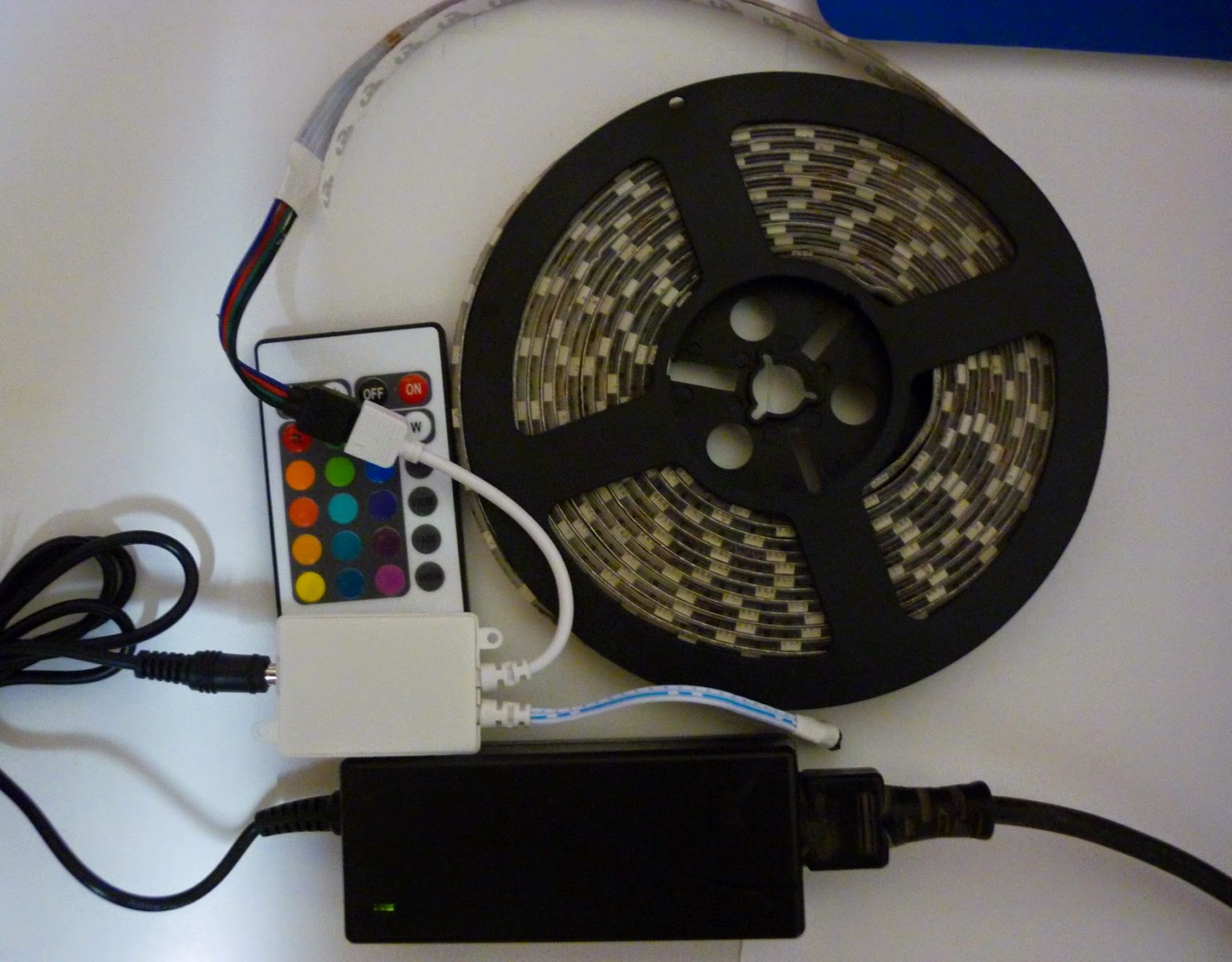 LED Strip لمض ليد شريط لمبات ليد للديكور LED LED Strip لمض ليد شريط لمبات ليد للديكور LED